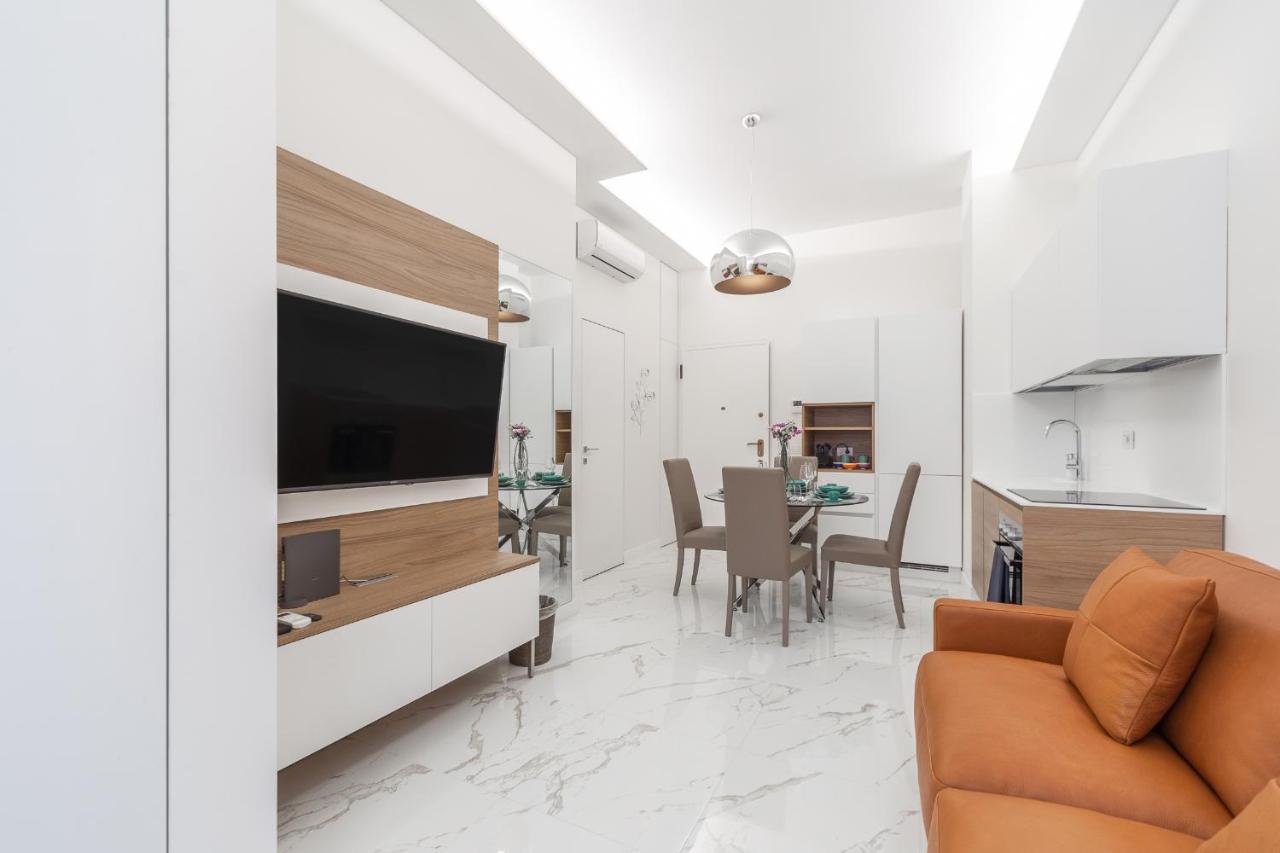 Milano Duomo Cozy Apartment Bagian luar foto