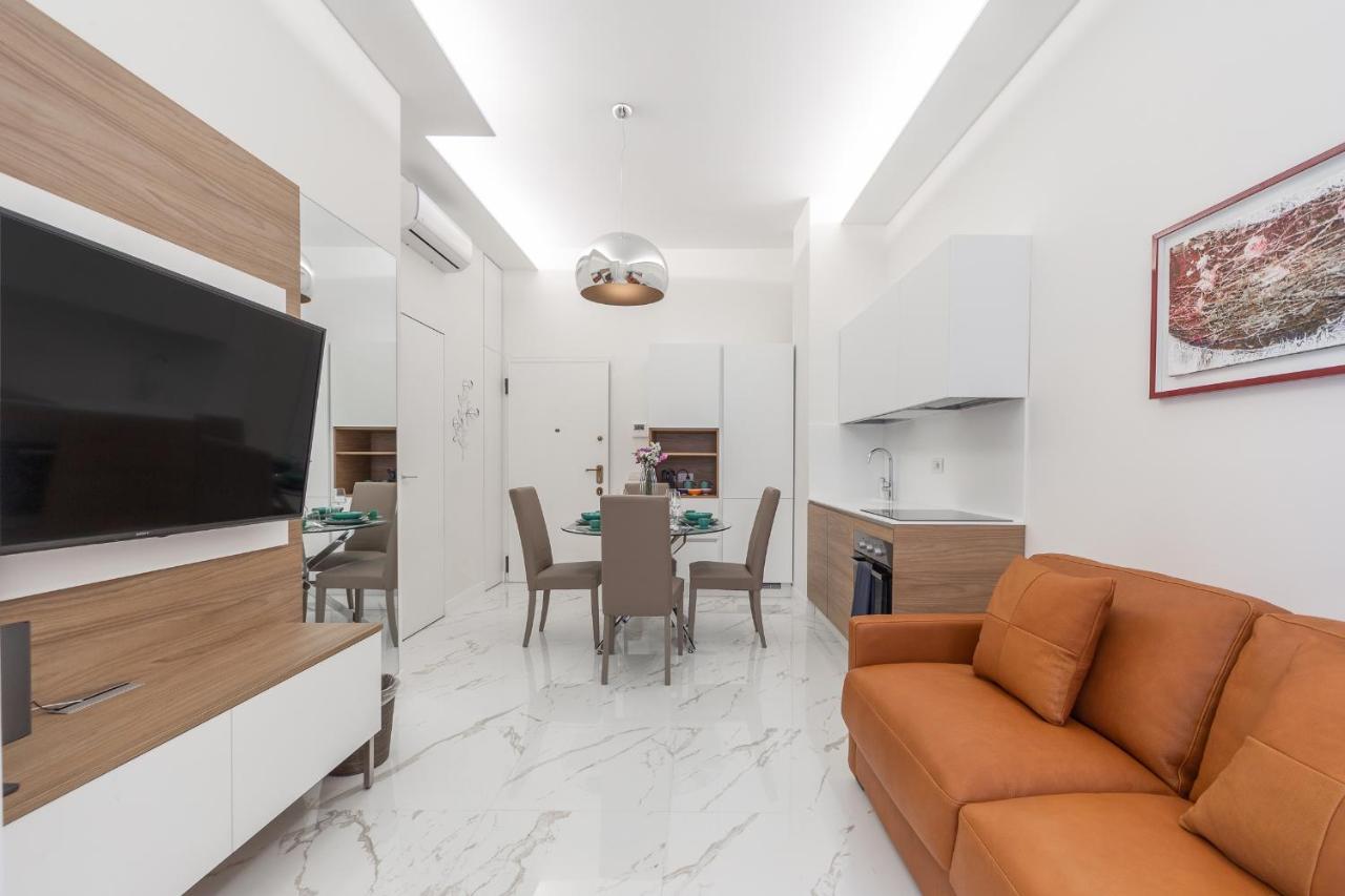 Milano Duomo Cozy Apartment Bagian luar foto